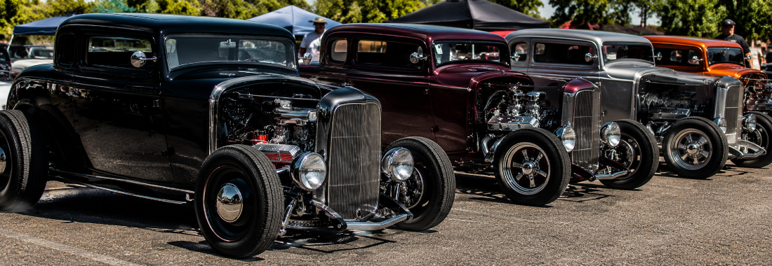 O motor do Ford Deuce Coupe 1932 customizado