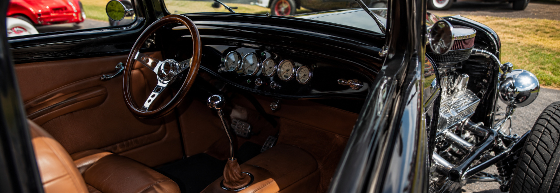 Interior do Ford Deuce Coupe 1932