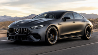 Mercedes-AMG GT impressiona o mundo com mais de 1.300 cv