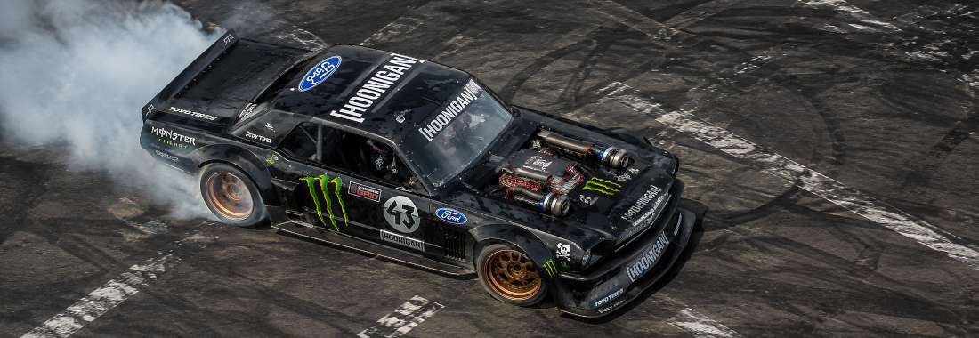 Drift Ford Mustang Hoonicorn